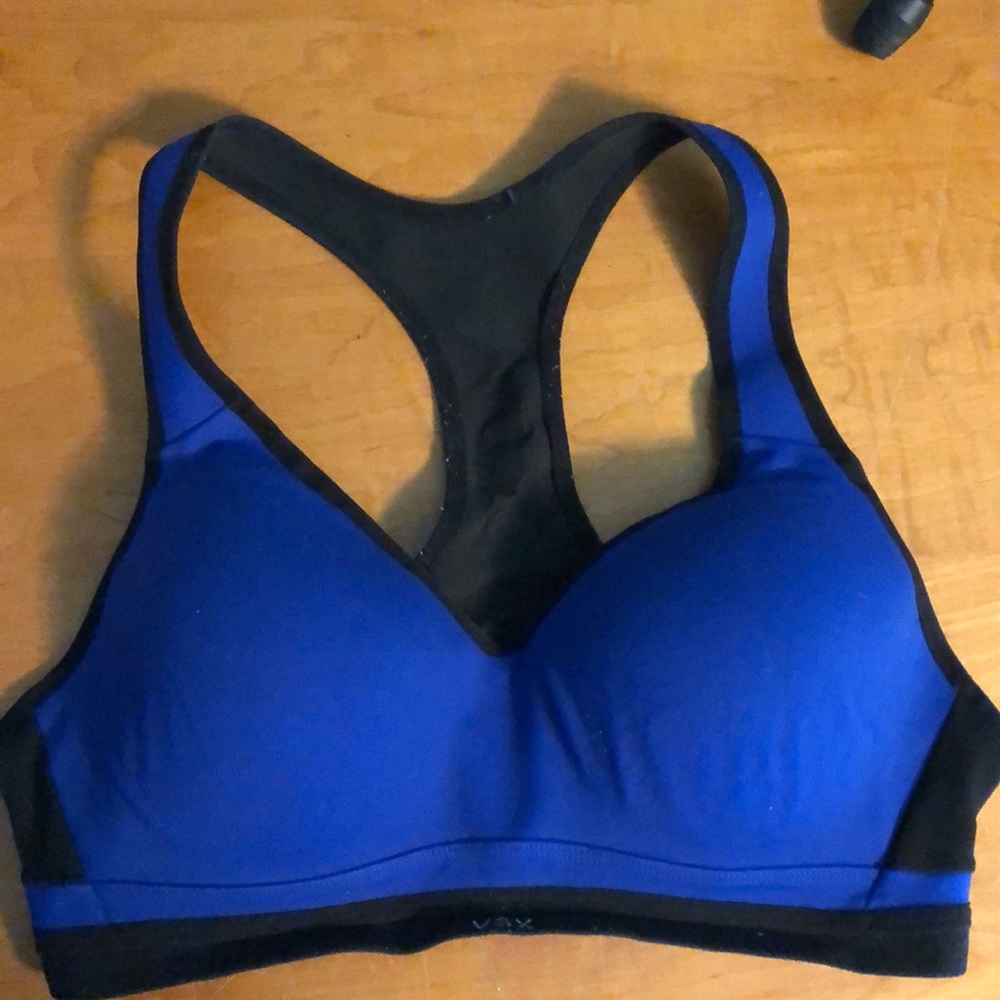 💜 Victoria’s Secret sports bra